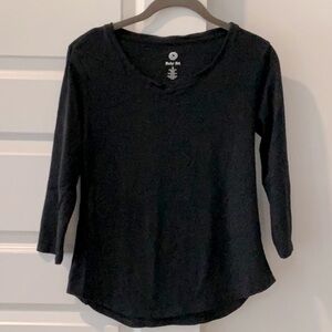 100% Cotton Black Fitted Long Sleeve Tee